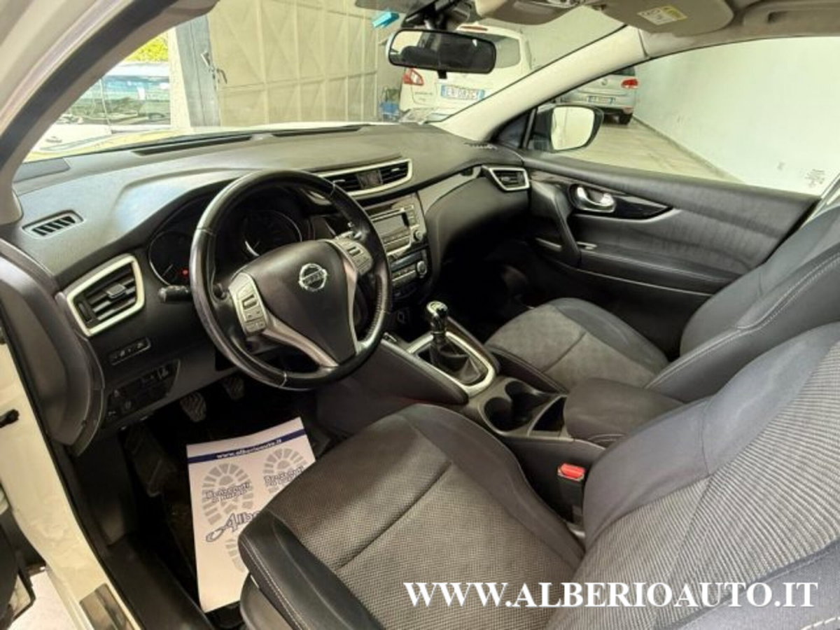 Nissan Qashqai 1.6 dCi 4WD Acenta (10)