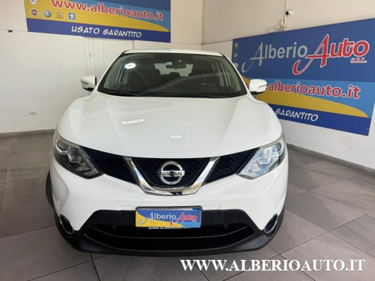 Nissan Qashqai 1.6 dCi 4WD Acenta (2)