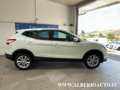 Nissan Qashqai 1.6 dCi 4WD Acenta (4)