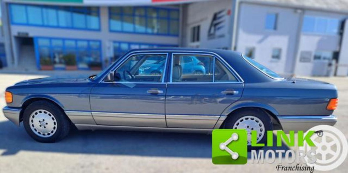 Mercedes-Benz 300 300 SE cat (20)