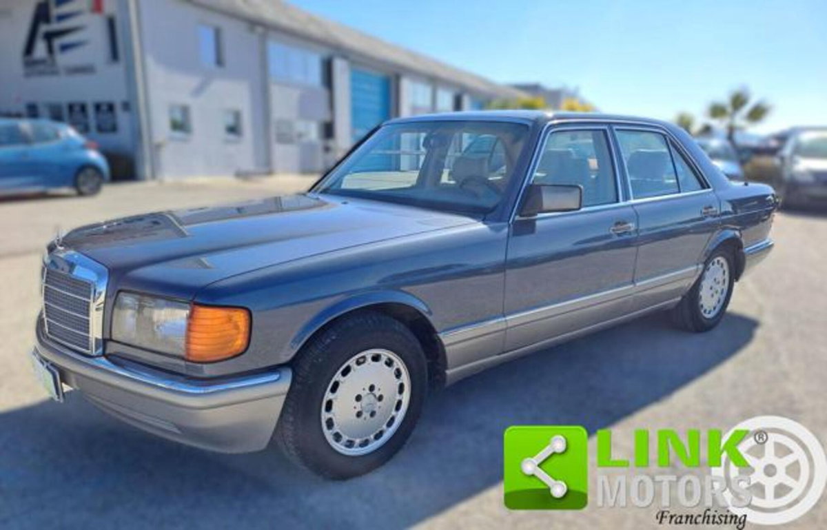 Mercedes-Benz 300 300 SE cat (6)