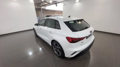 Audi A3 Sportback 35 TDI S line edition (2)