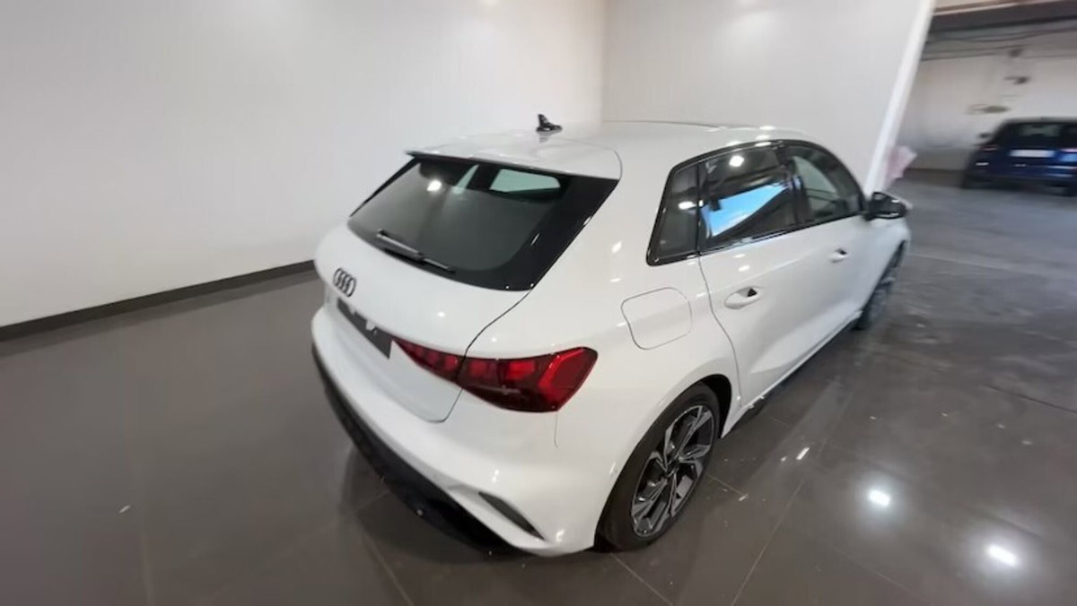 Audi A3 Sportback 35 TDI S line edition (3)