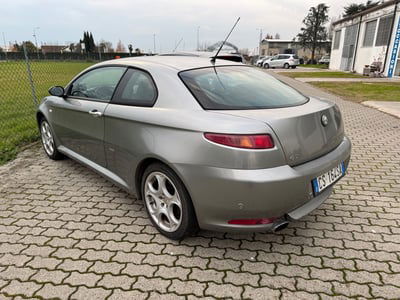 Alfa Romeo GT 1.9 MJT 16V Luxury