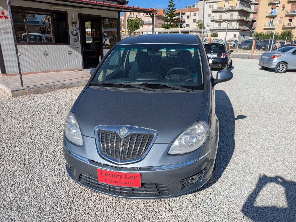 Lancia Musa 1.3 Mjt 95 CV DFN Gold