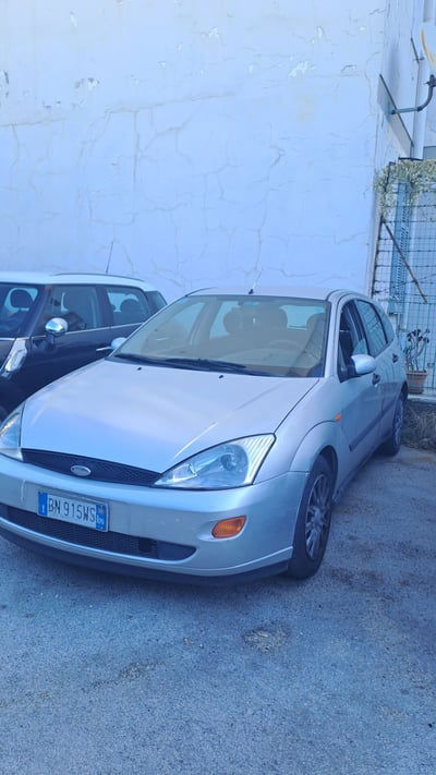 Ford Focus 1.8 TDDi cat 5p. Ghia usata