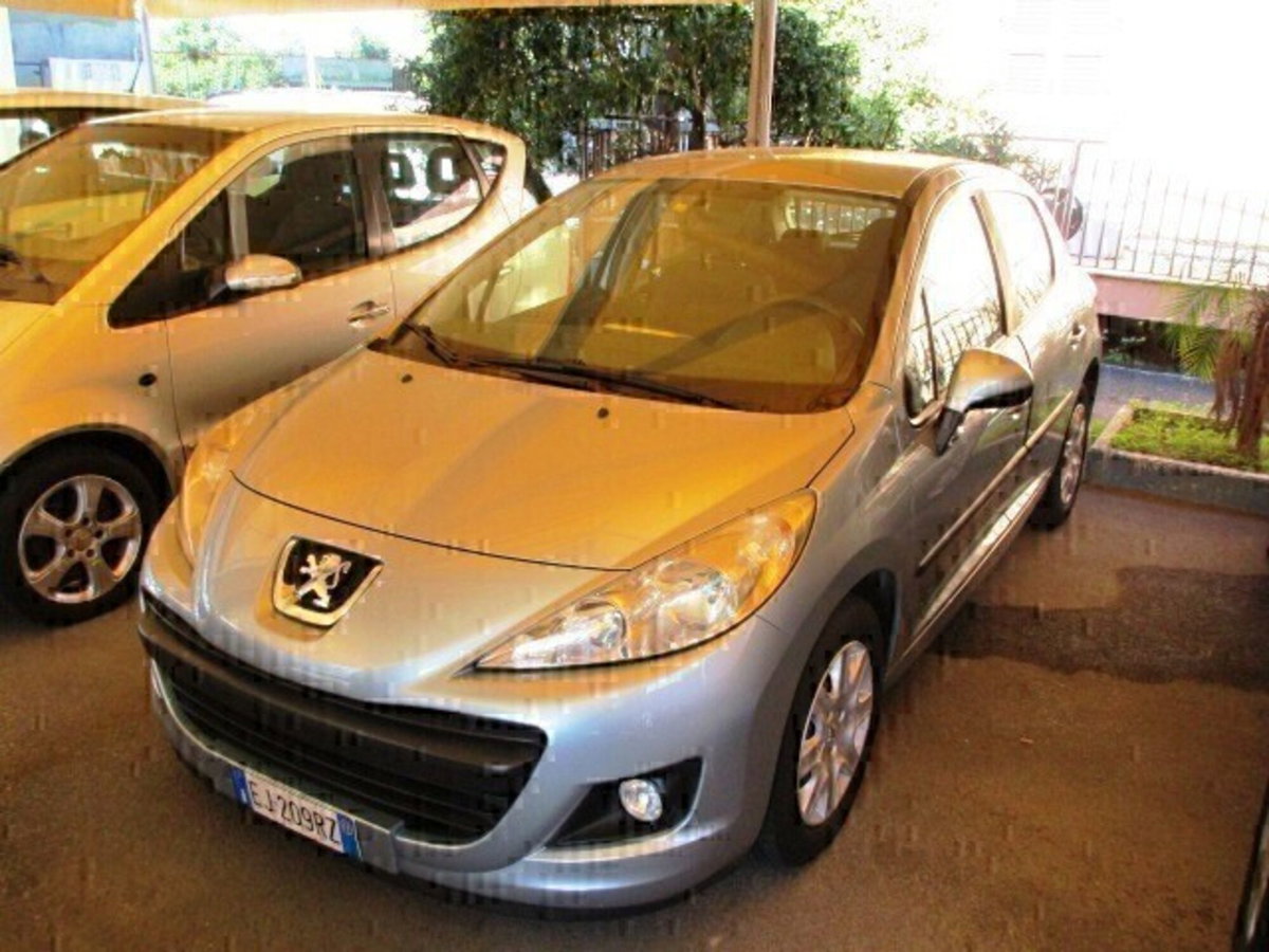 Peugeot 207 HDi 70CV 5p. Allure (2)