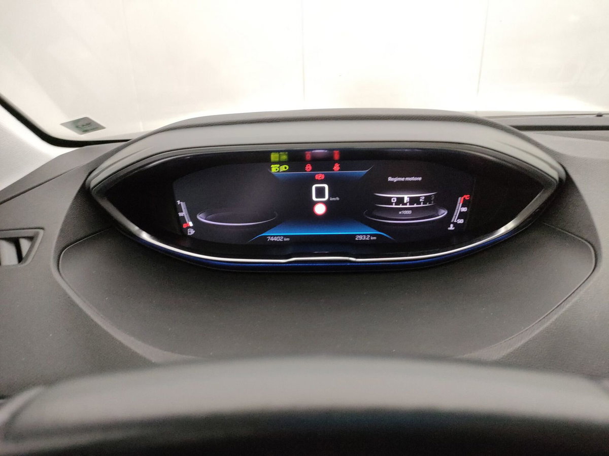 Peugeot 3008 PureTech Turbo 130 S&S Allure Pack (13)