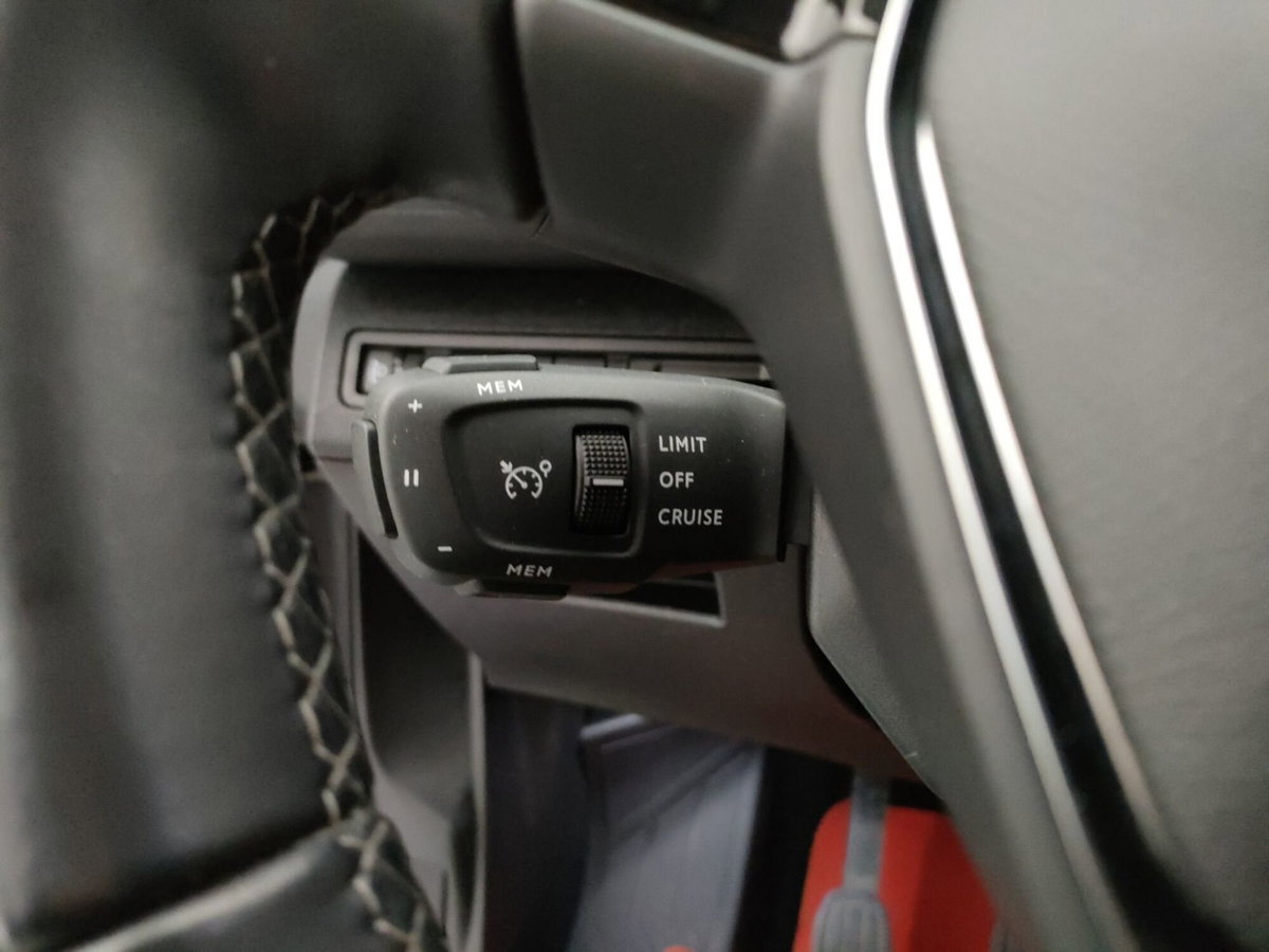 Peugeot 3008 PureTech Turbo 130 S&S Allure Pack (18)
