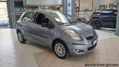 Toyota Yaris 1.3 5 porte Sol usata