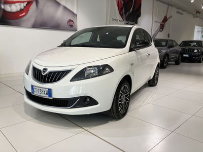 Lancia Ypsilon 1.0 FireFly 5 porte S&S Hybrid Maryne nuova