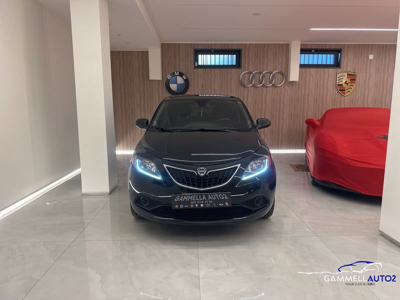 Lancia Ypsilon 1.2 69 CV 5 porte GPL Ecochic Elefantino Blu