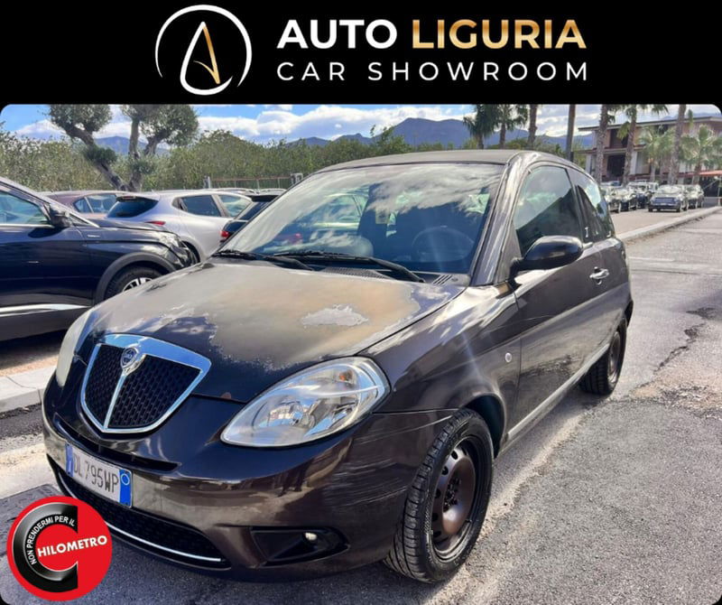 Lancia Ypsilon 1.2 Oro Bianco