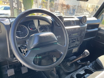 Land Rover Defender 110 2.4 TD4 CrewCab S (12)
