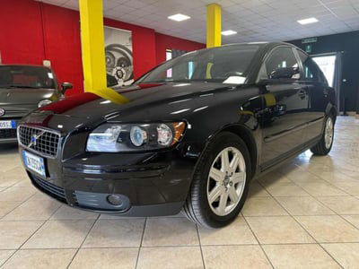 Volvo S40 2.0 D cat Momentum usata