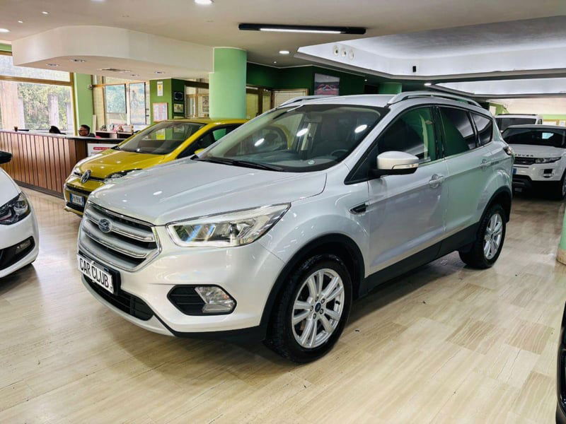 Ford Kuga 1.5 TDCI 120CV S&S 2WD Powershift ST-Line Business
