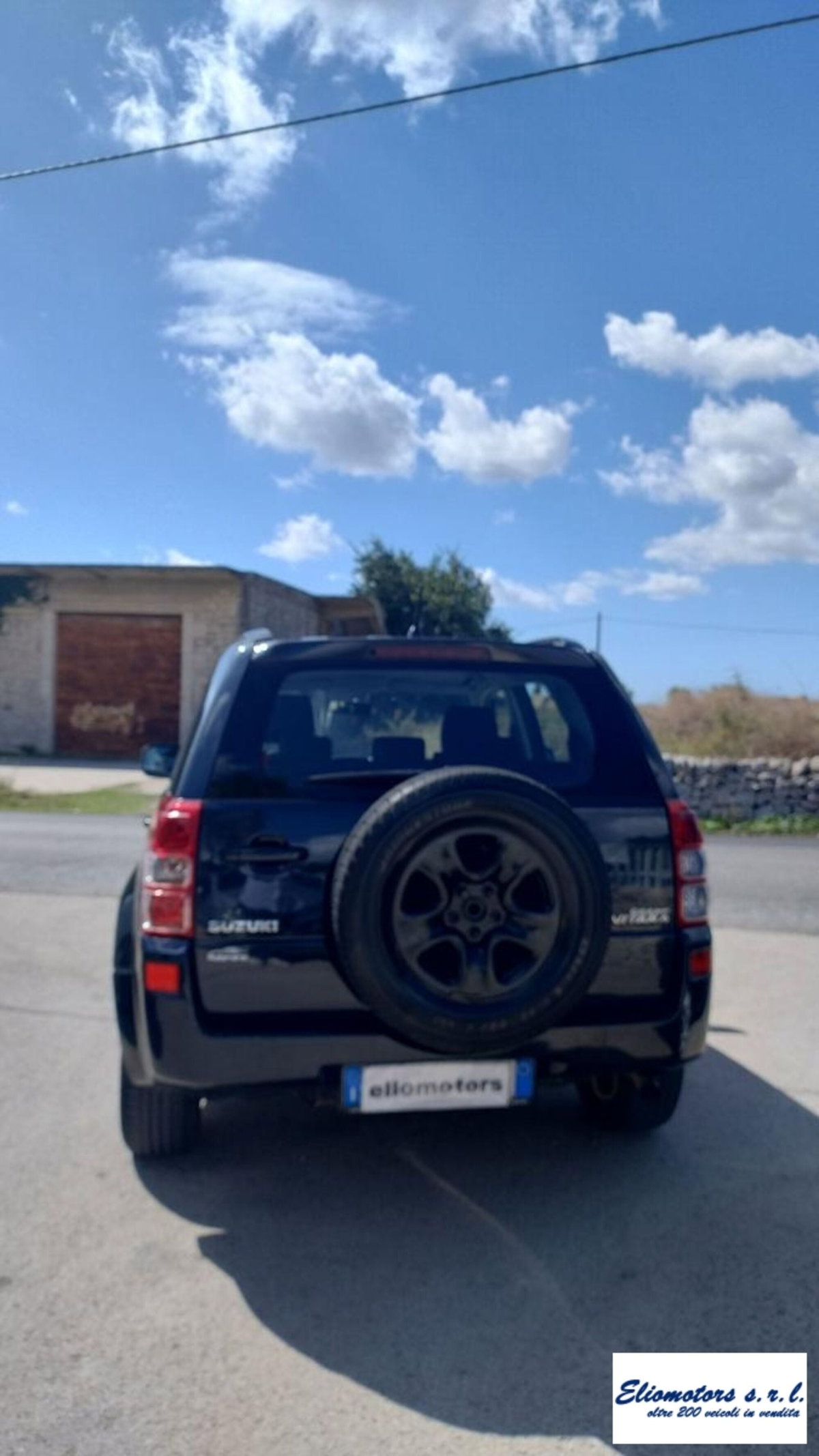 Suzuki Grand Vitara 1.9 DDiS 5 porte Crossover (10)