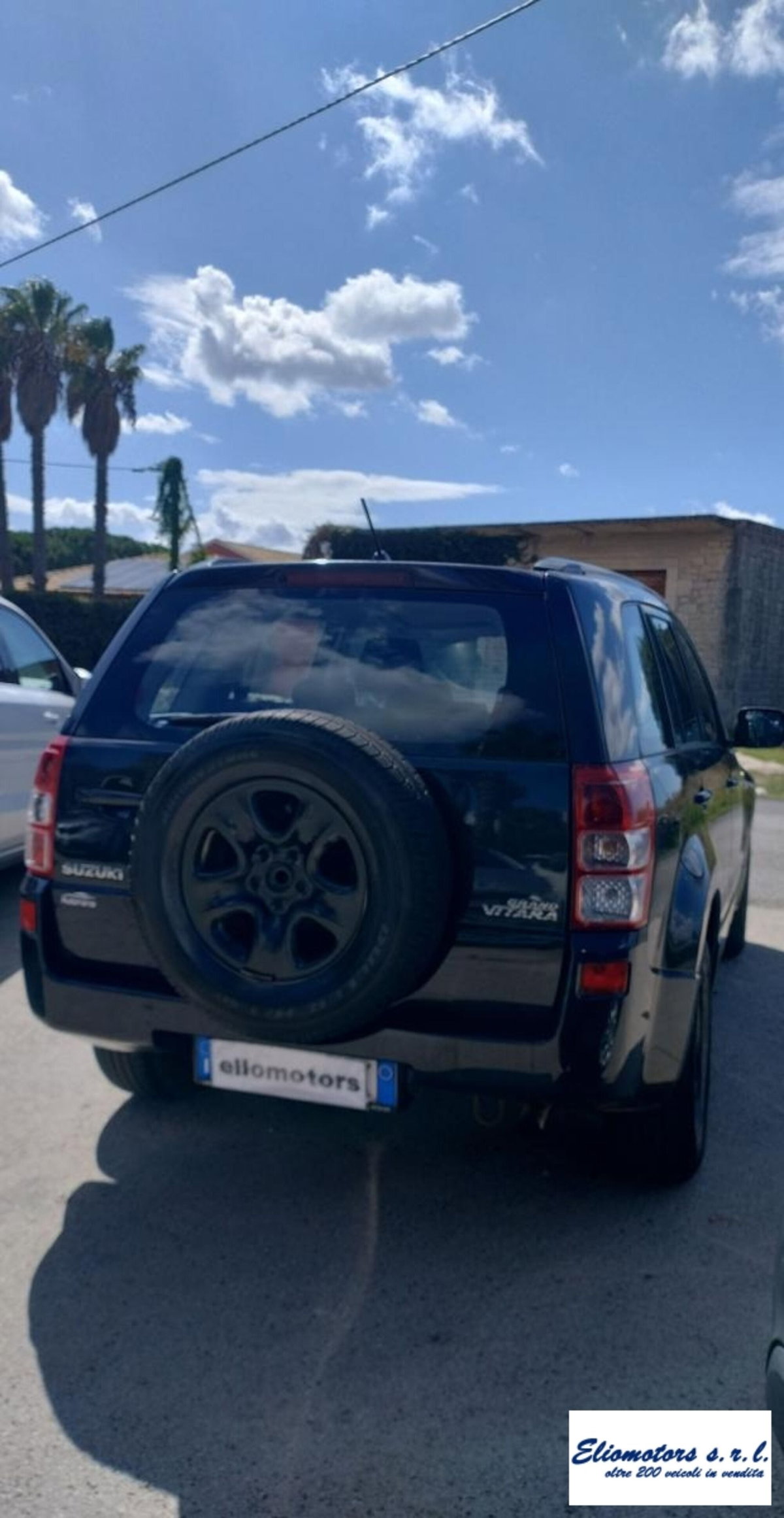 Suzuki Grand Vitara 1.9 DDiS 5 porte Crossover (11)