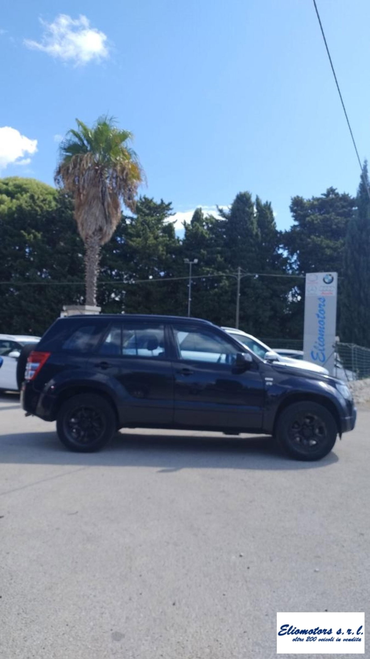Suzuki Grand Vitara 1.9 DDiS 5 porte Crossover (14)