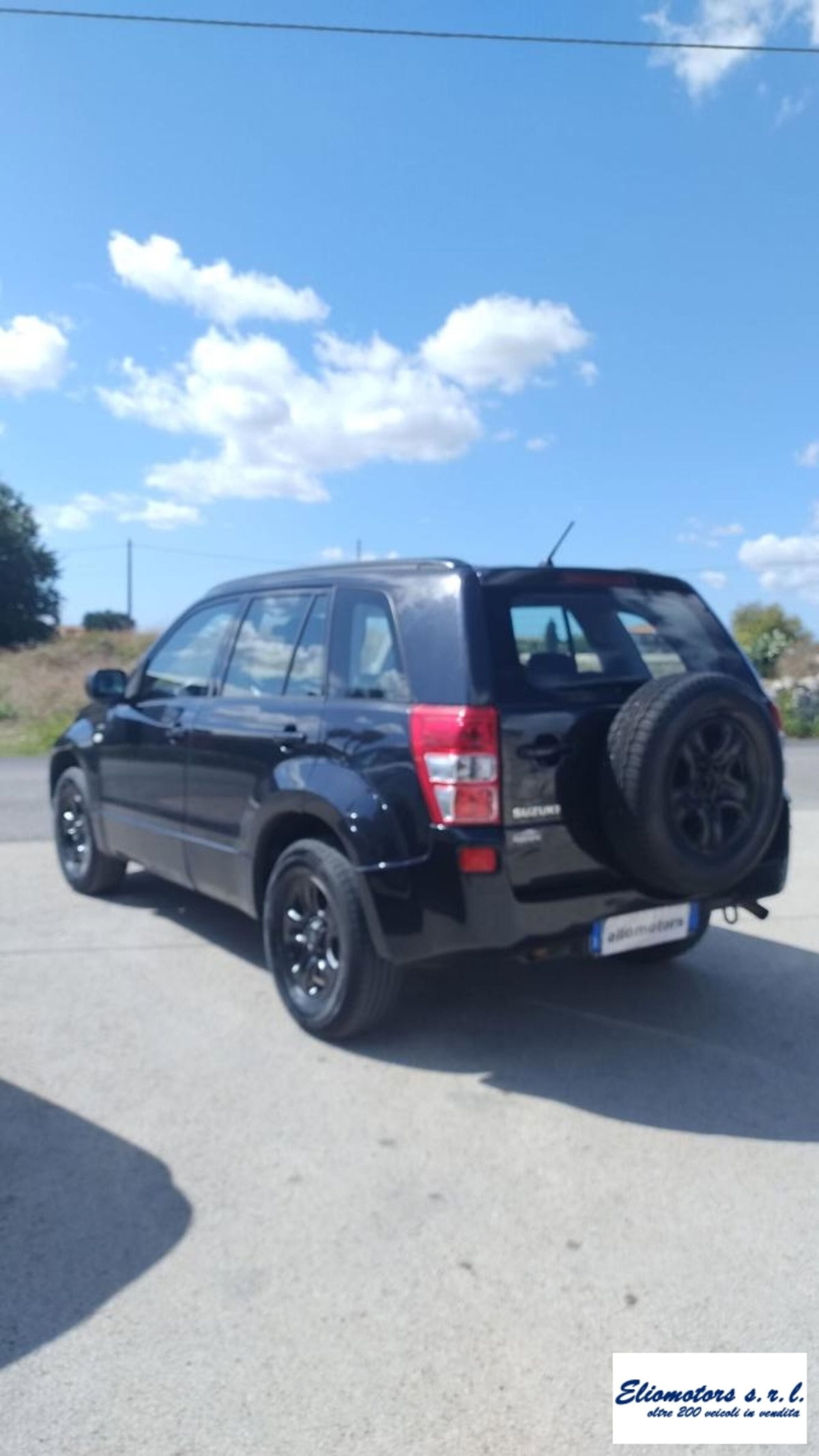 Suzuki Grand Vitara 1.9 DDiS 5 porte Crossover (8)