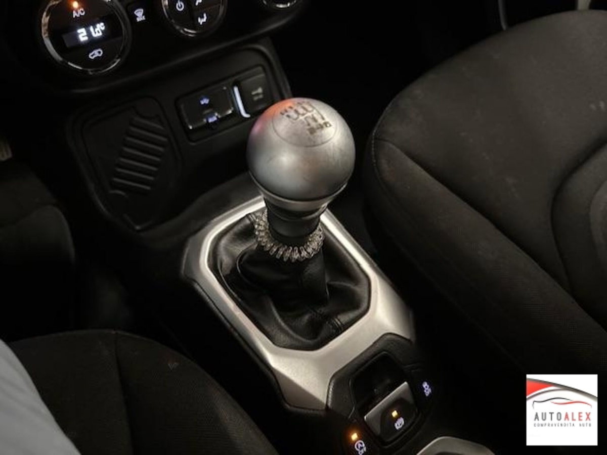 Jeep Renegade 1.6 Mjt 120 CV Limited (13)