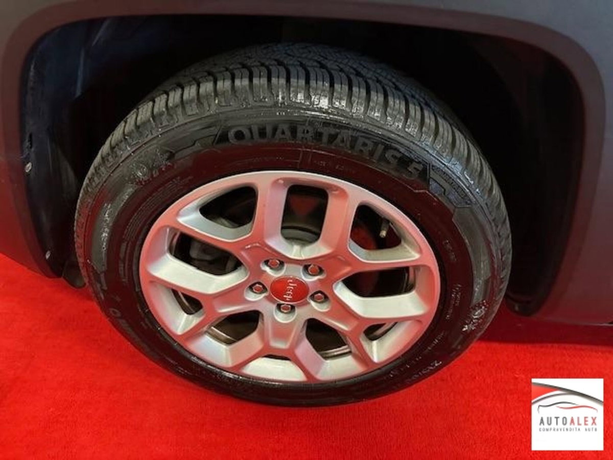Jeep Renegade 1.6 Mjt 120 CV Limited (18)