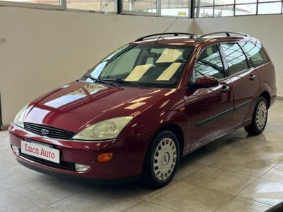 Ford Focus Station Wagon 1.8i 16V cat SW Ghia usata
