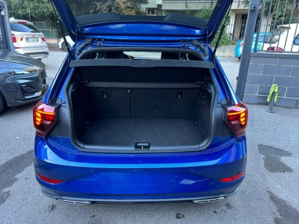 Volkswagen Polo 1.0 TSI 110 CV DSG R-Line (16)