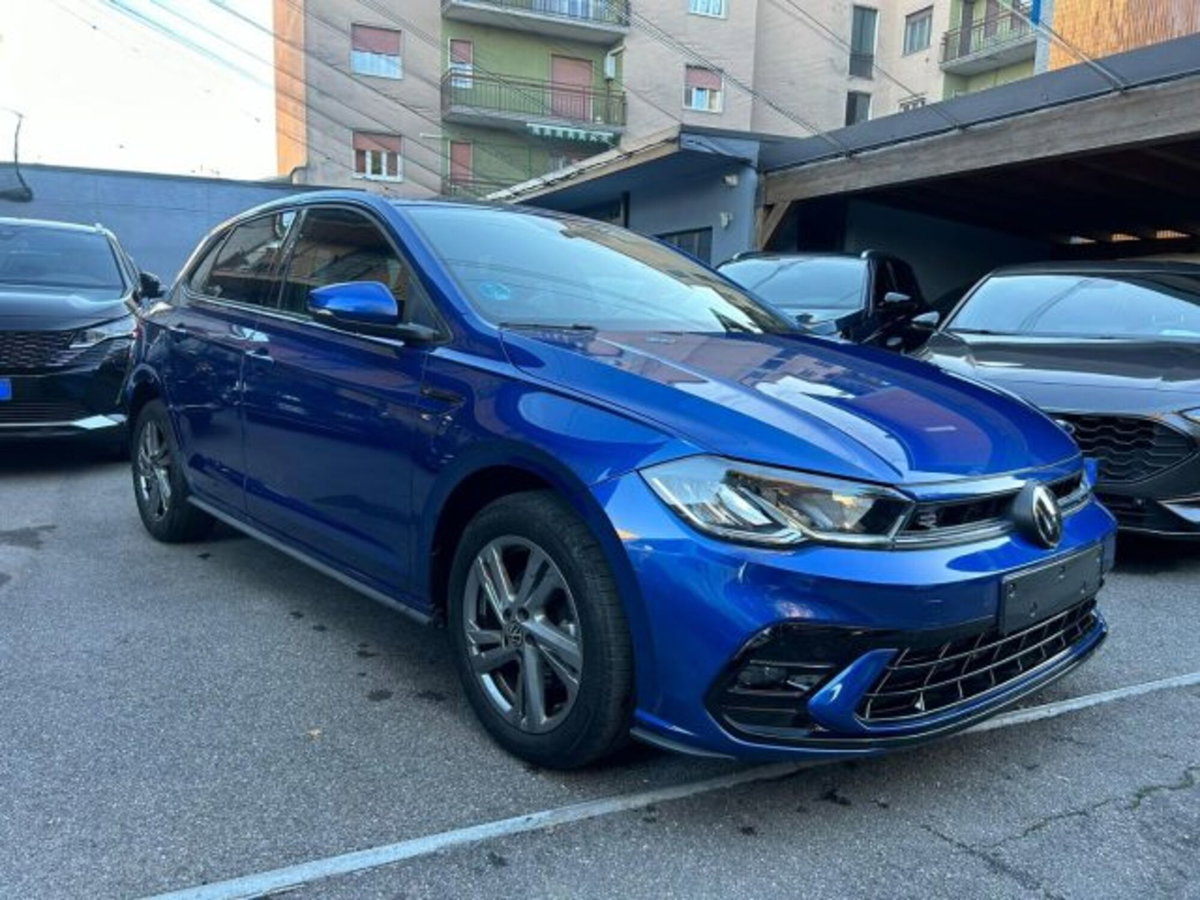 Volkswagen Polo 1.0 TSI 110 CV DSG R-Line (2)
