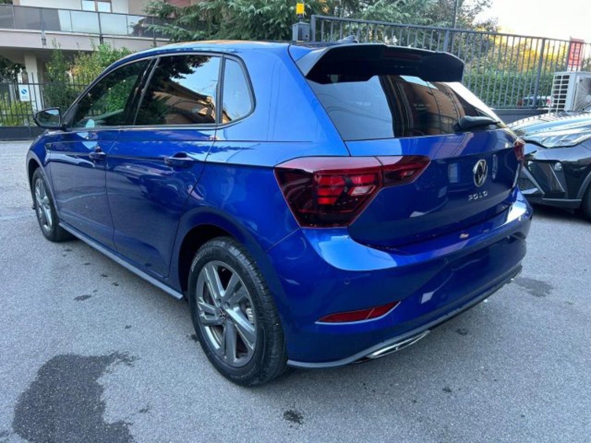 Volkswagen Polo 1.0 TSI 110 CV DSG R-Line (5)