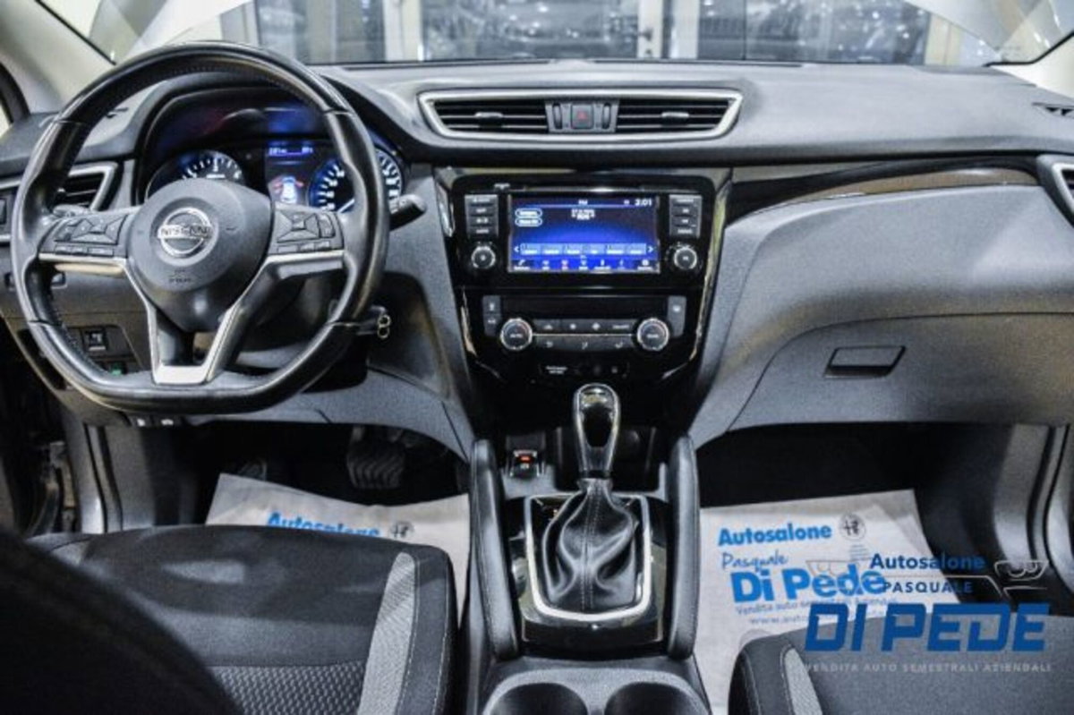 Nissan Qashqai 1.5 dCi 115 CV DCT Business (17)