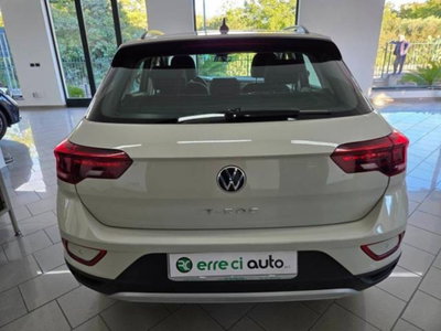 Volkswagen T-Roc 1.0 TSI Life (10)
