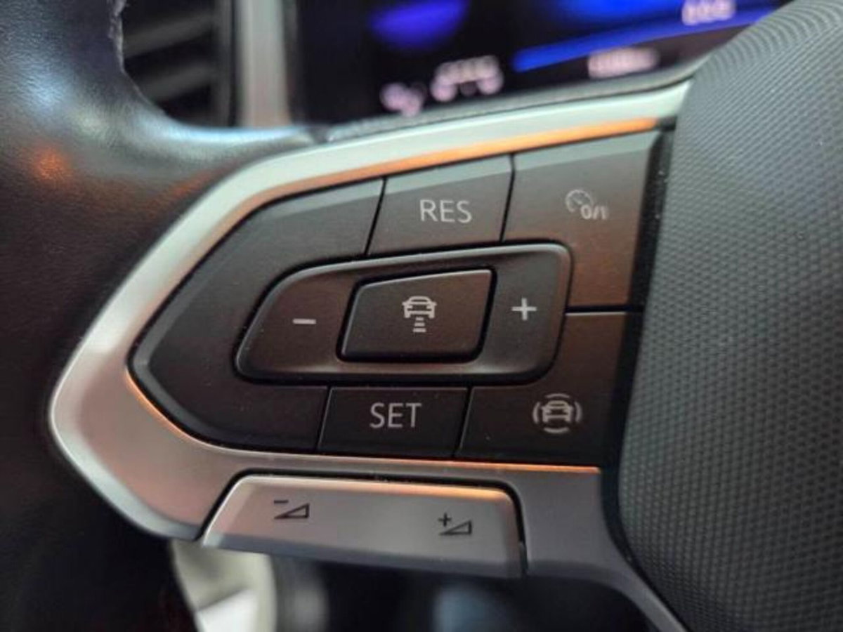 Volkswagen T-Roc 1.0 TSI Life (11)