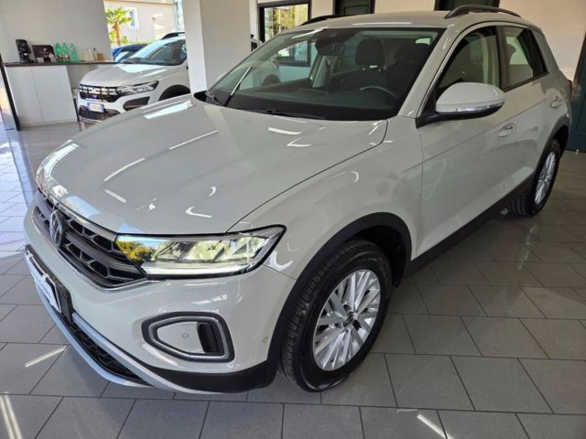 Volkswagen T-Roc 1.0 TSI Life (2)