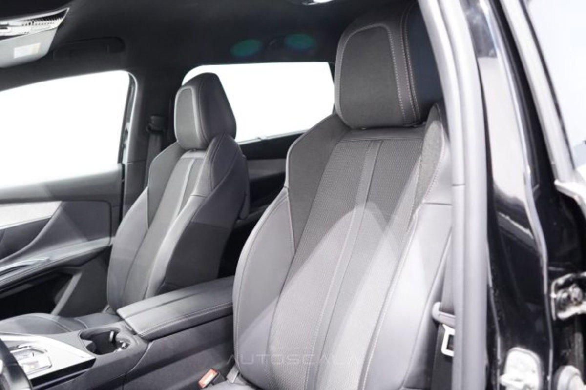 Peugeot 5008 PureTech Turbo 130 S&S EAT8 GT (13)