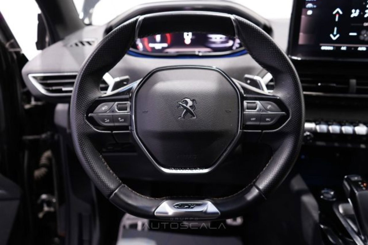 Peugeot 5008 PureTech Turbo 130 S&S EAT8 GT (15)