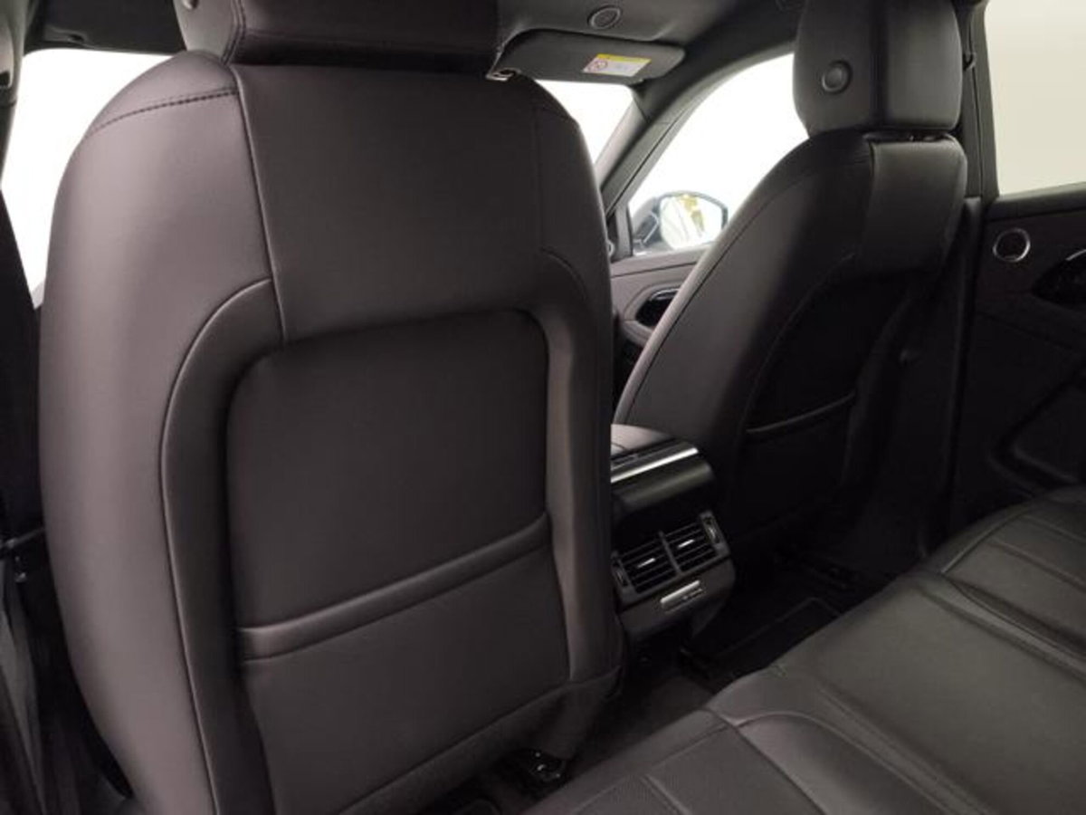Land Rover Range Rover Evoque 2.0D I4 163CV AWD Auto R-Dynamic SE (17)