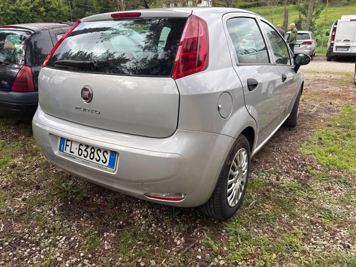 Fiat Punto 1.3 MJT II S&S 95 CV 5 porte Street (6)