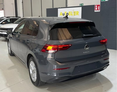 Volkswagen Golf 1.0 eTSI EVO DSG Life (10)