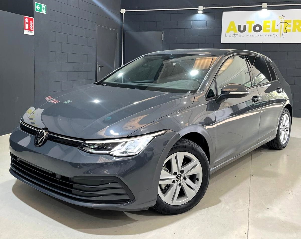 Volkswagen Golf 1.0 eTSI EVO DSG Life (3)