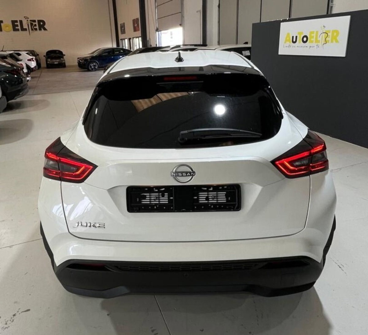 Nissan Juke 1.0 dig-t N-Connecta 114cv (9)
