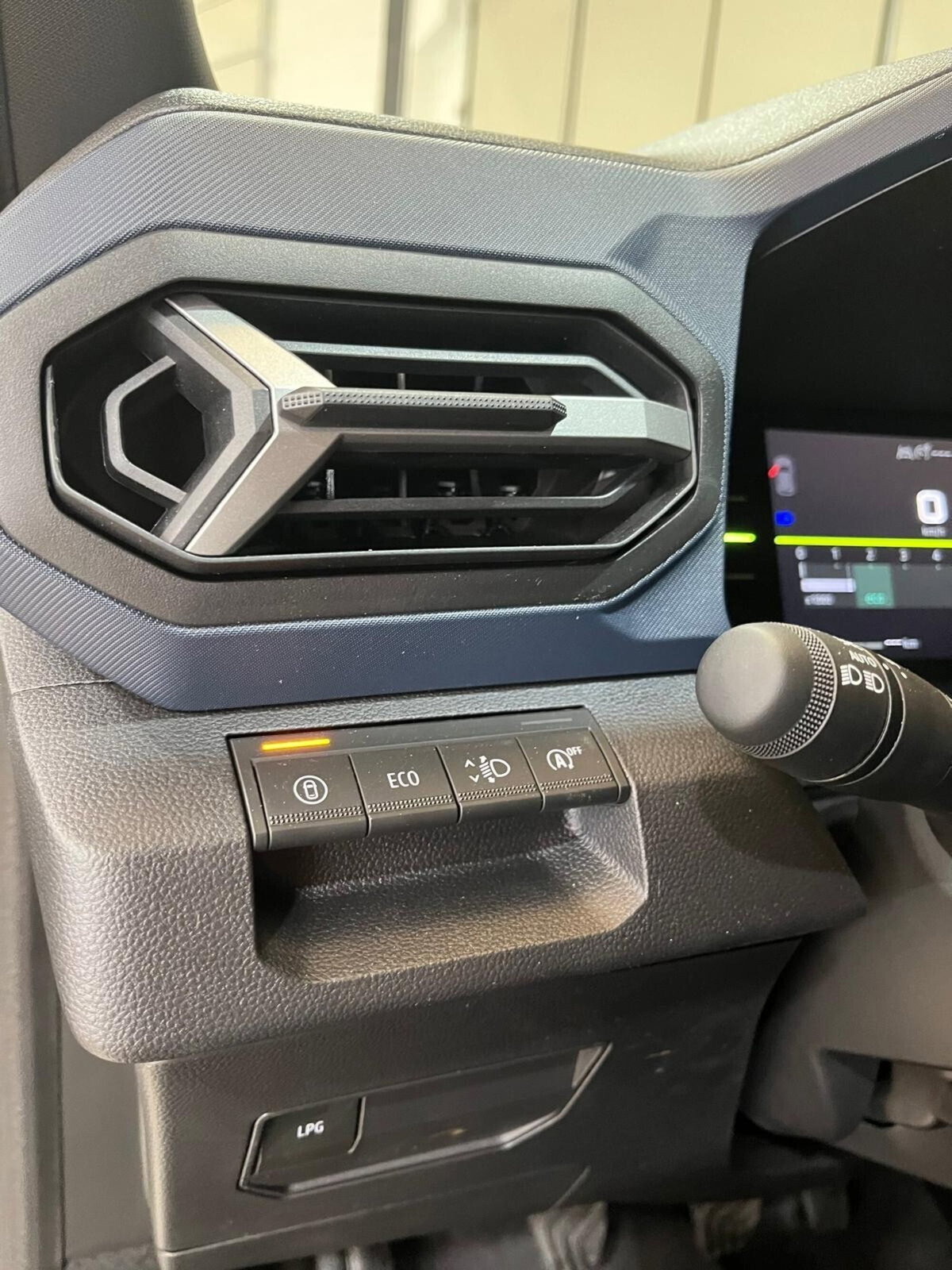 Dacia Duster 1.0 TCe GPL 4x2 Journey (20)