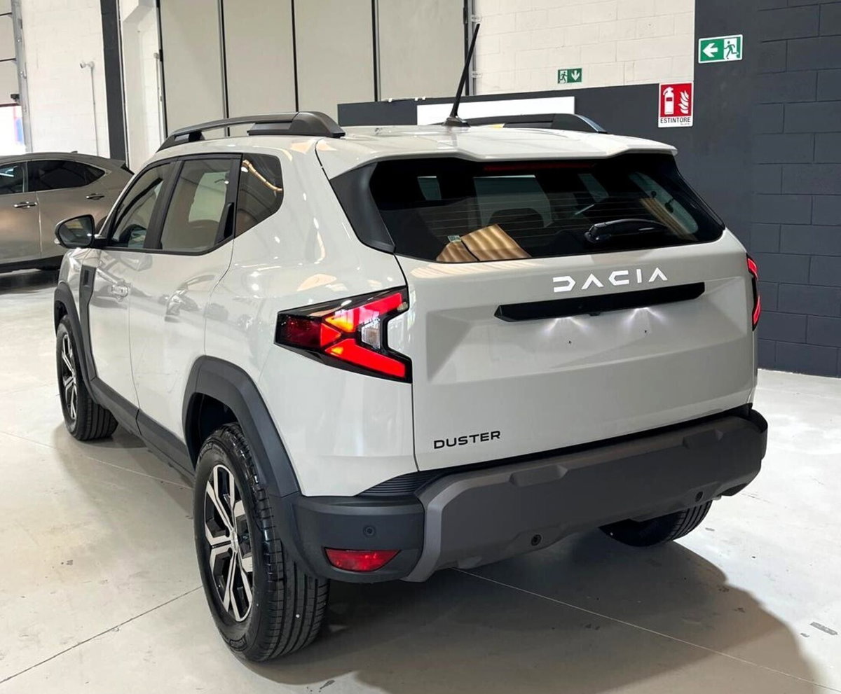 Dacia Duster 1.0 TCe GPL 4x2 Journey (8)