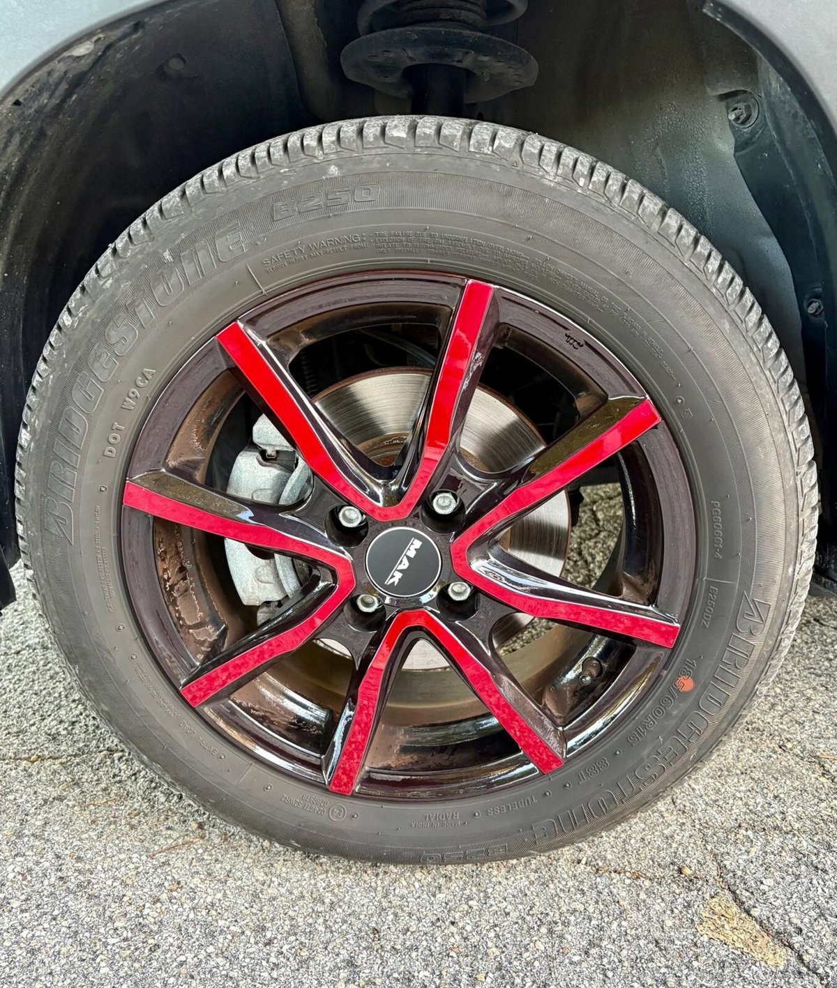 Mahindra KUV100 1.2 K8 (19)