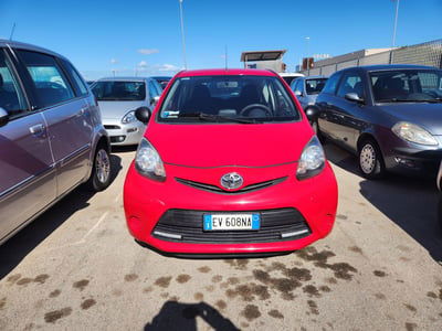 Toyota Aygo 1.0 VVT-i 69 CV 3 porte x-cool usata