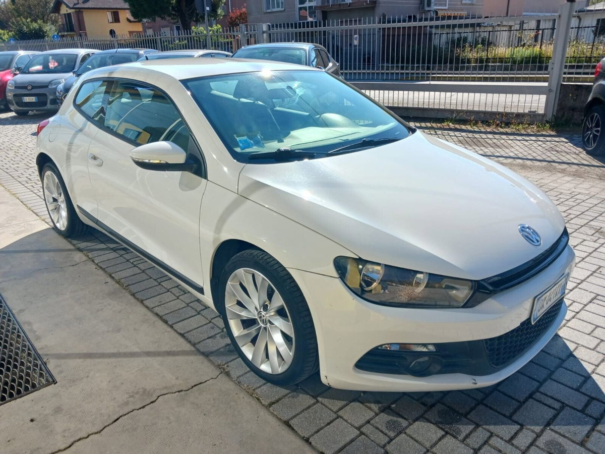 Volkswagen Scirocco 1.4 TSI 160CV (5)