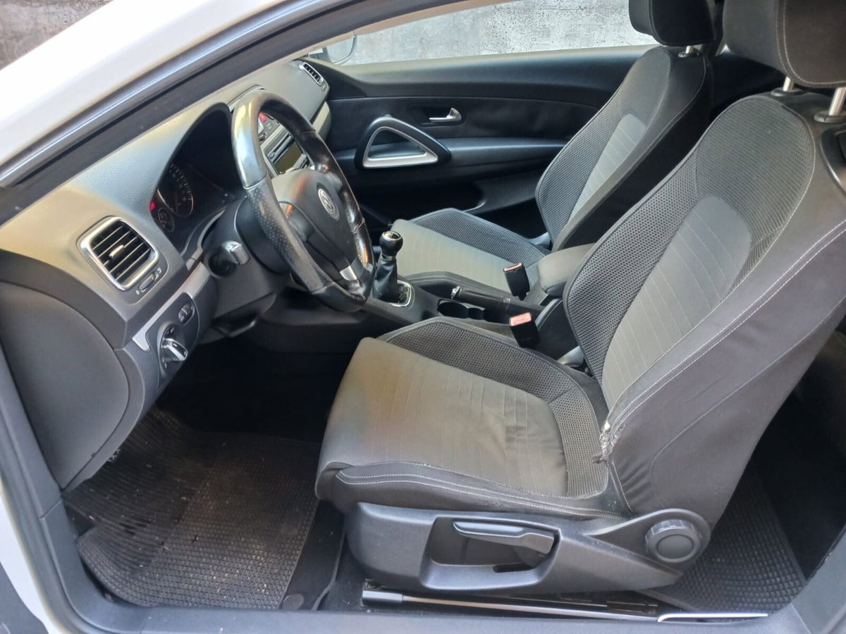 Volkswagen Scirocco 1.4 TSI 160CV (6)