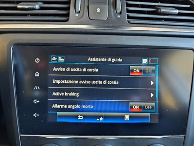 Renault Kadjar dCi 8V 115CV EDC Business (10)