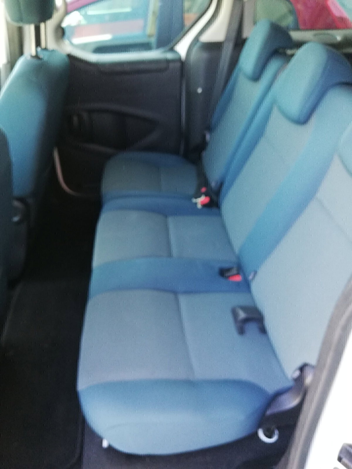 Citroen Berlingo Multispace BlueHDi 120 S&S Feel (8)