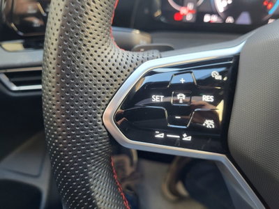Volkswagen Golf 2.0 TSI GTI DSG (18)